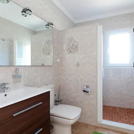 Tulipanes By Interhome