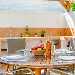 Tulipanes By Interhome Dénia