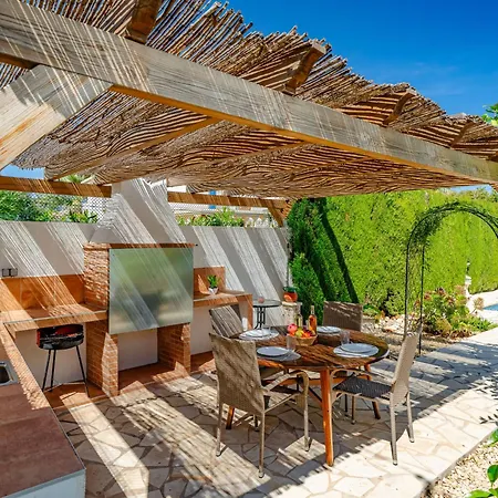 Tulipanes By Interhome Villa Dénia