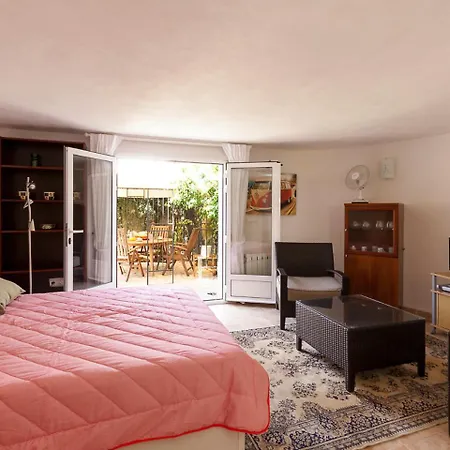 Tulipanes By Interhome Denia