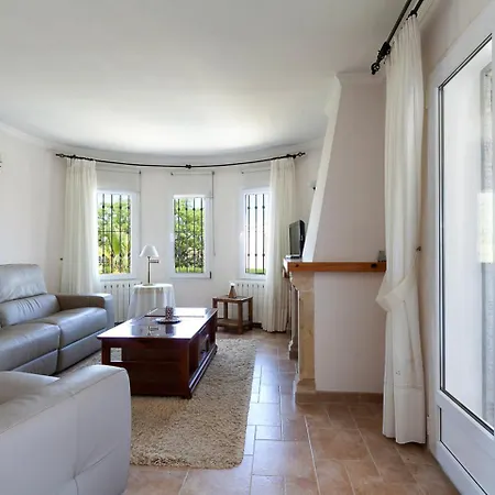 Tulipanes By Interhome * Denia