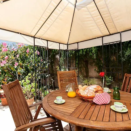 Tulipanes By Interhome * Dénia