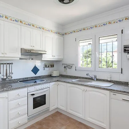 Tulipanes By Interhome Dénia