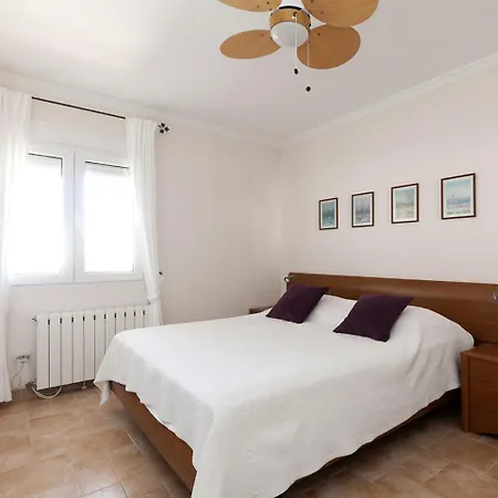 Tulipanes By Interhome Villa